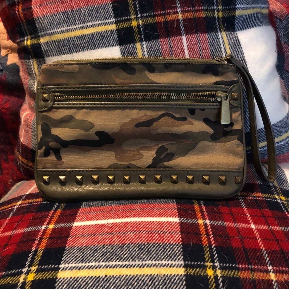 Express Camo wristlet.